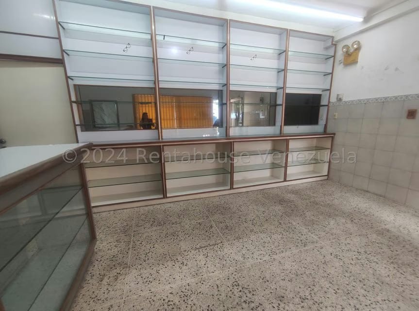 Comercial (Local Comercial) en Alquiler en Padilla, Zulia - 12