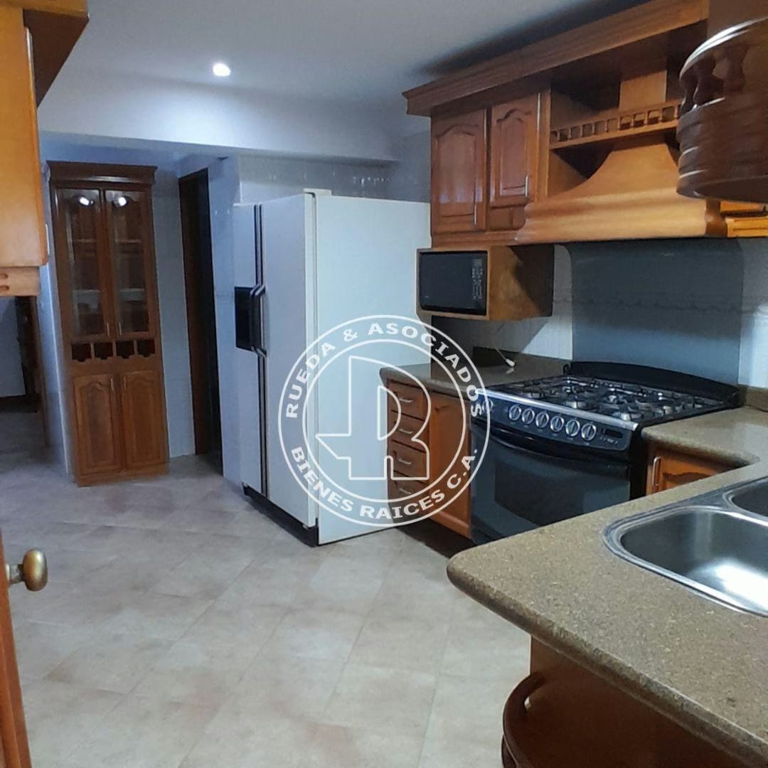 Apartamento en Alquiler - Conjunto Residencial Cordillerana - Av. las Américas - Mérida - Edo. Mérida - 2