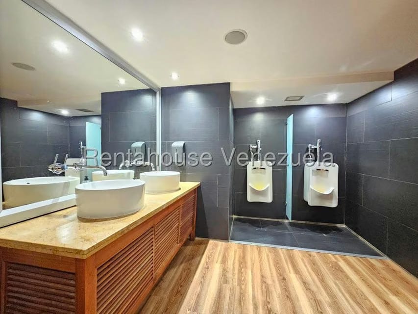 Comercial (Local Comercial) en Venta en Las Mercedes, Distrito Metropolitano - 34