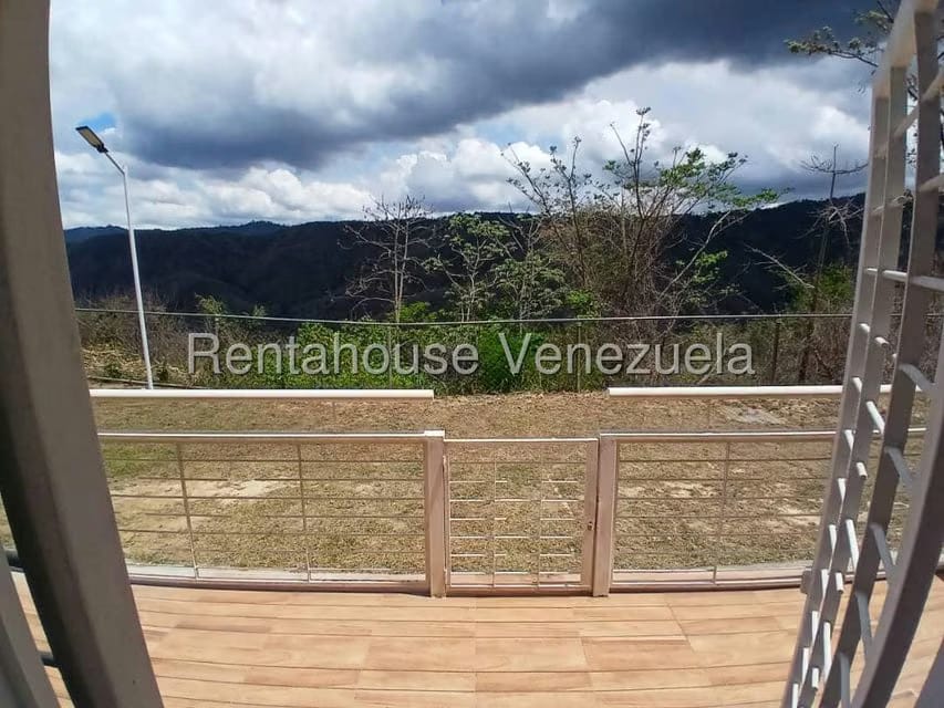 Apartamento (1 Nivel) en Alquiler en Bosques de la Lagunita, Distrito Metropolitano - 8