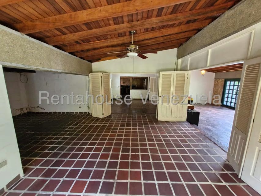 Casa (1 Nivel) en Venta en Los Geranios, Distrito Metropolitano - 11