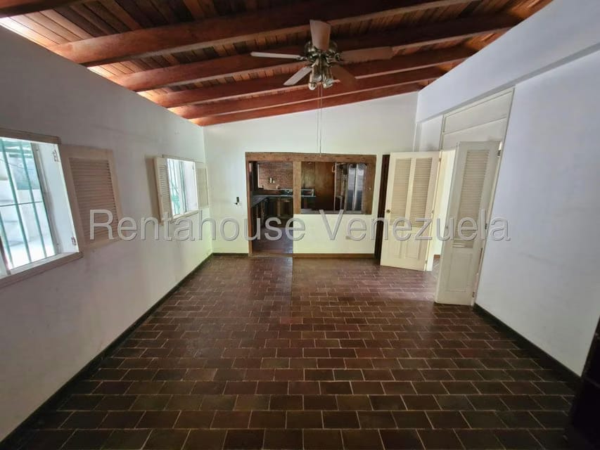 Casa (1 Nivel) en Venta en Los Geranios, Distrito Metropolitano - 12