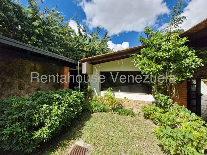Casa (1 Nivel) en Venta en Los Geranios, Distrito Metropolitano - 15