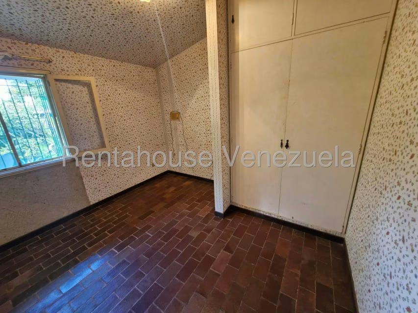 Casa (1 Nivel) en Venta en Los Geranios, Distrito Metropolitano - 34