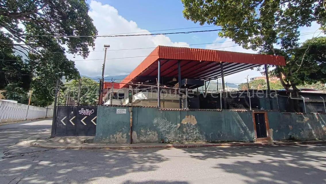 Comercial (Galpon - Deposito) en Venta en Montecristo, Distrito Metropolitano - 19