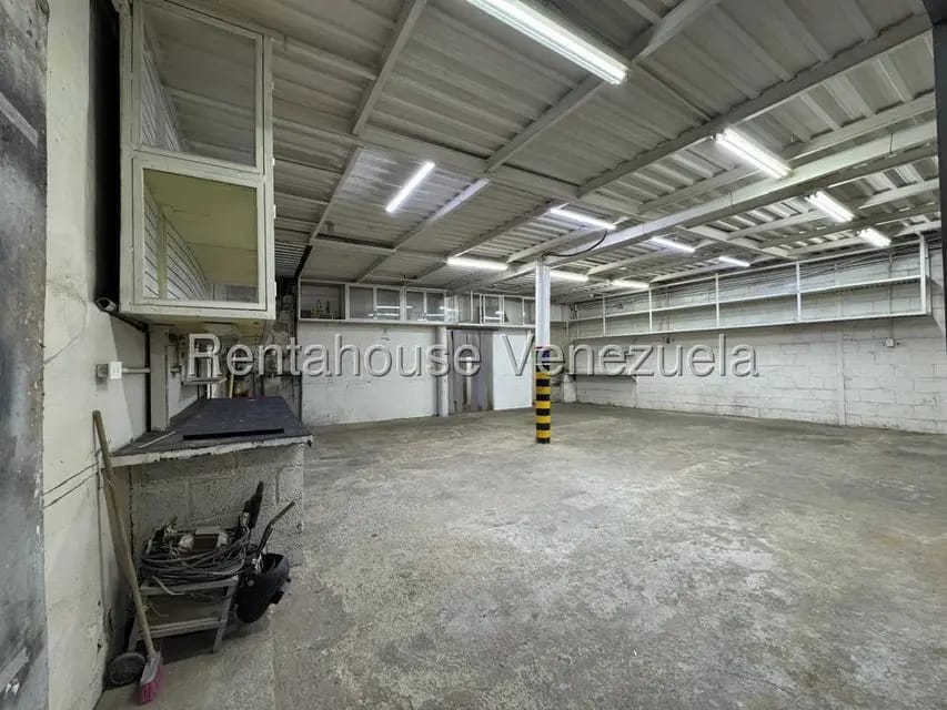 Comercial (Galpon - Deposito) en Venta en El Hatillo, Distrito Metropolitano - 4