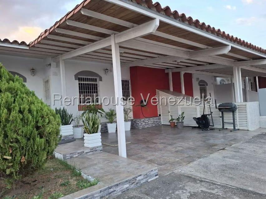 Casa (1 Nivel) en Venta en Los Cerezos, Lara - 3