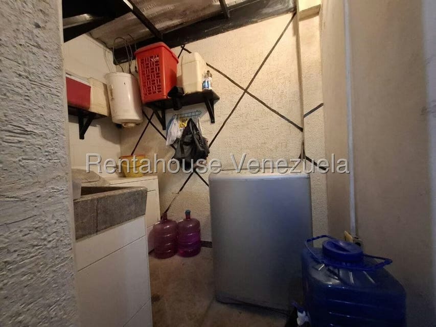 Casa (1 Nivel) en Venta en Los Cerezos, Lara - 30