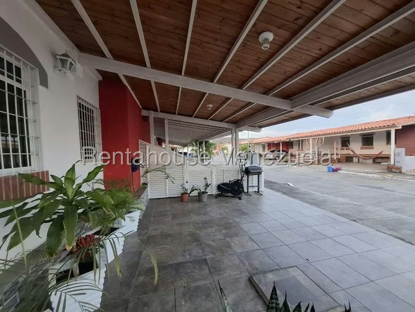 Casa (1 Nivel) en Venta en Los Cerezos, Lara - 4