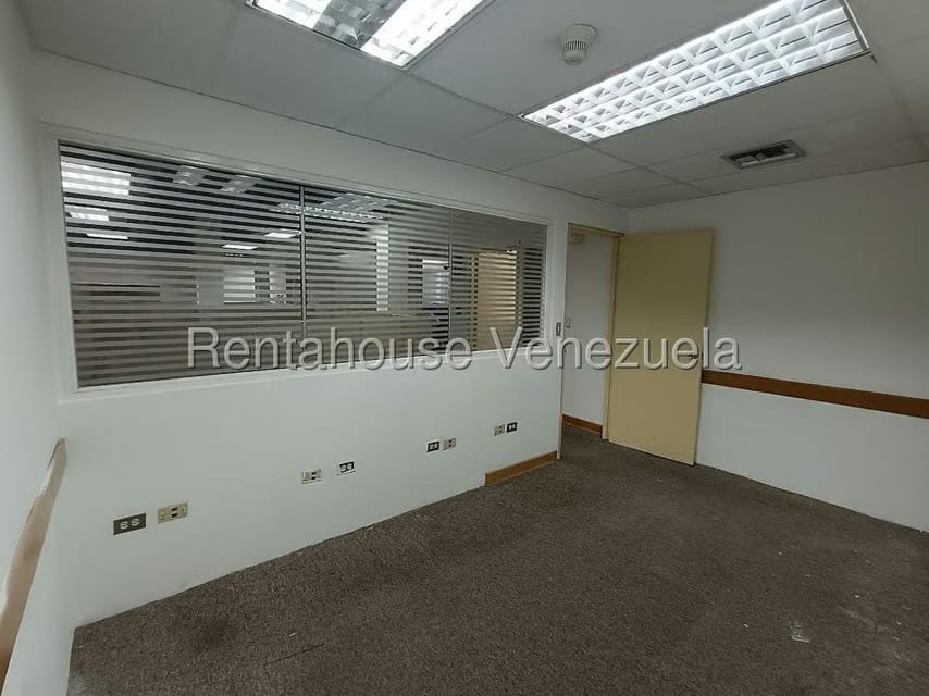 Comercial (Oficina) en Alquiler en La Castellana, Distrito Metropolitano - 2