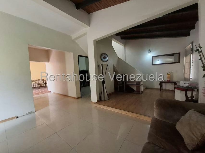 Casa (Duplex) en Venta en Los Rastrojos, Lara - 5