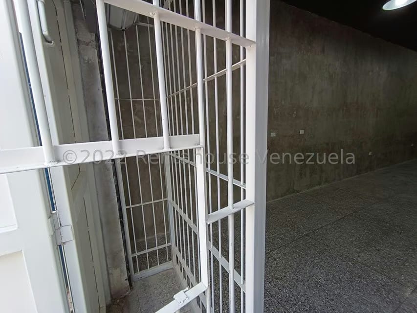 Comercial (Local Comercial) en Alquiler en 10 de Diciembre, Aragua - 18