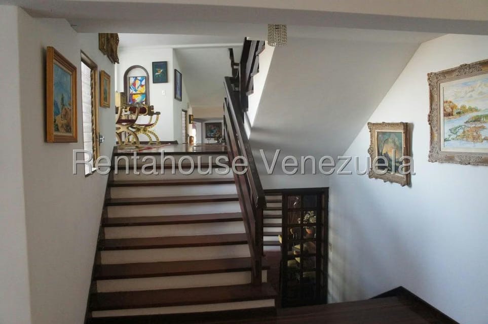 Casa (Multipes Niveles) en Venta en La Lagunita Country Club, Distrito Metropolitano - 21