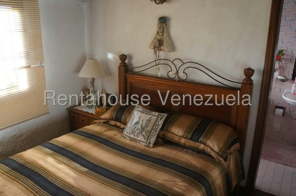 Casa (Multipes Niveles) en Venta en La Lagunita Country Club, Distrito Metropolitano - 23