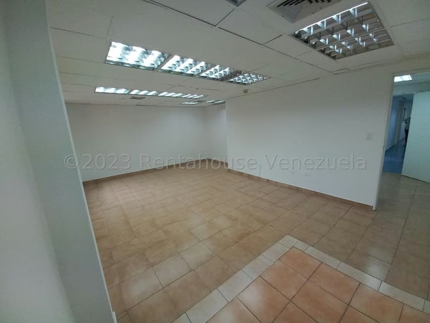 Comercial (Oficina) en Alquiler en Las Mercedes, Distrito Metropolitano - 25