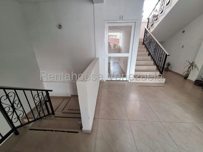 Comercial (Local Comercial) en Alquiler en La Inmaculada, Merida - 24