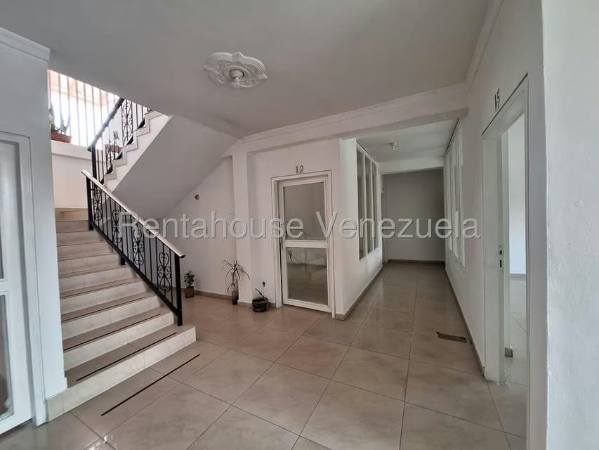 Comercial (Local Comercial) en Alquiler en La Inmaculada, Merida - 28