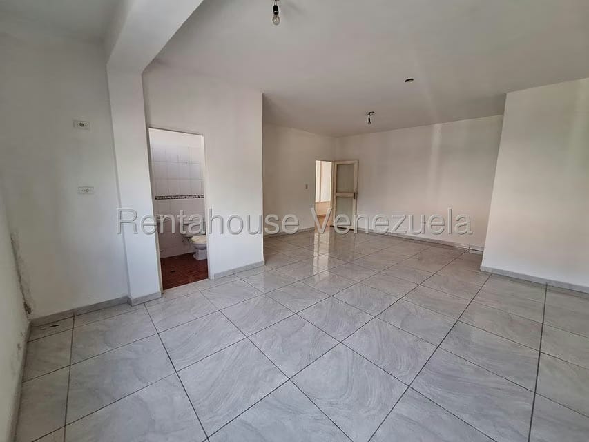 Comercial (Local Comercial) en Alquiler en La Inmaculada, Merida - 5