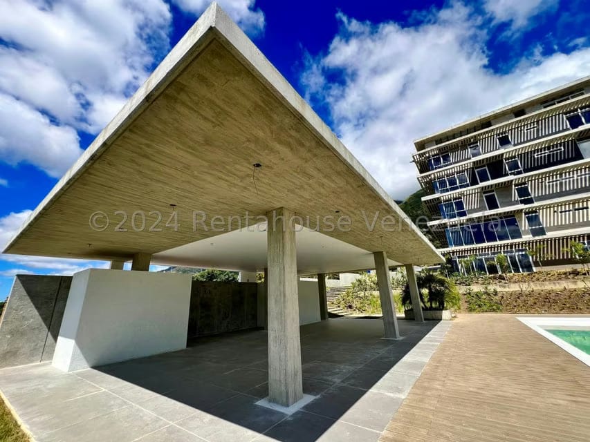 Apartamento (Planta Baja) en Venta en Altamira, Distrito Metropolitano - 3