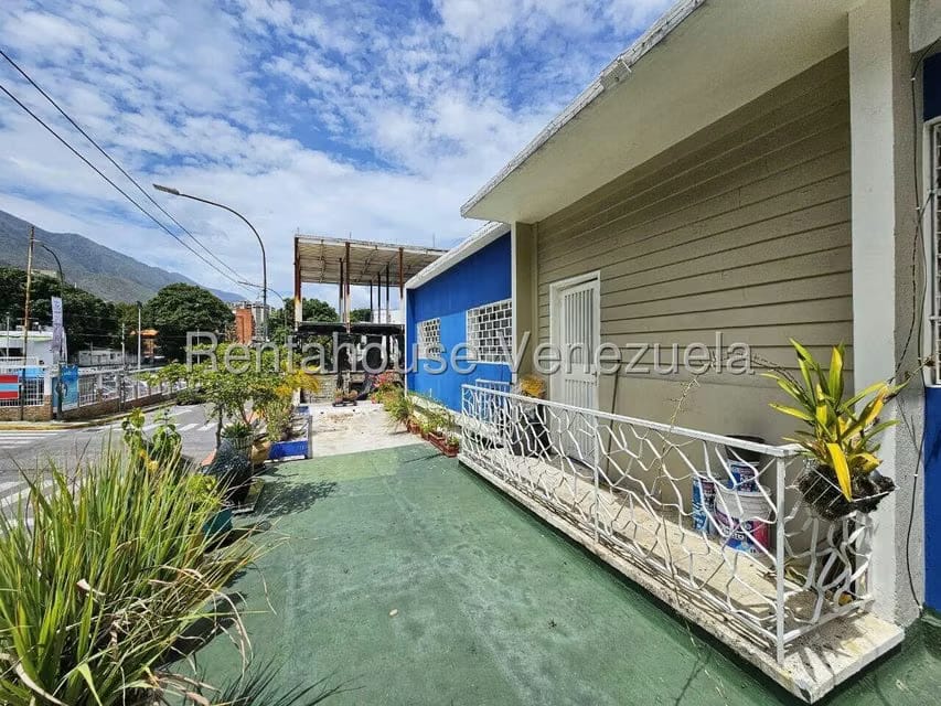 Comercial (Local Comercial) en Venta en Los Palos Grandes, Distrito Metropolitano - 18