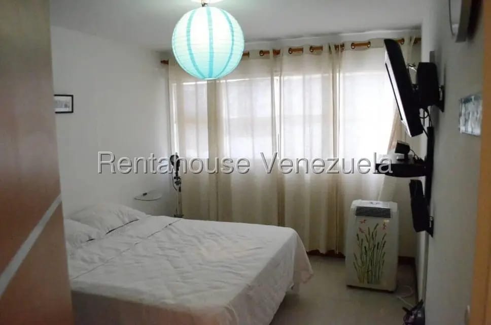 Apartamento (1 Nivel) en Venta en Miravila, Distrito Metropolitano - 8