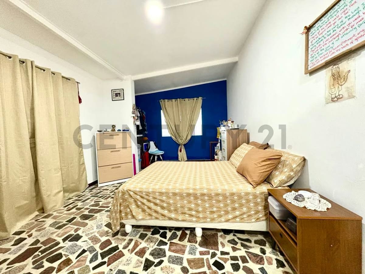 Casa en venta Urb La Yerbabuena Carrizal - 11