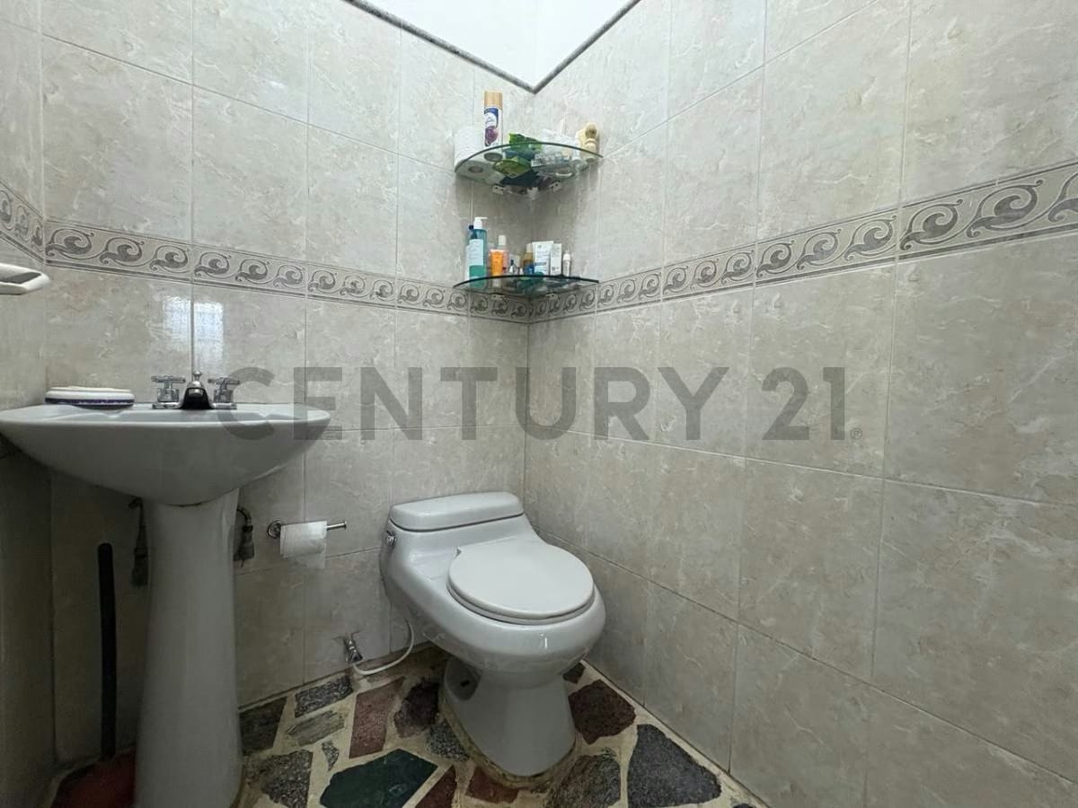 Casa en venta Urb La Yerbabuena Carrizal - 13