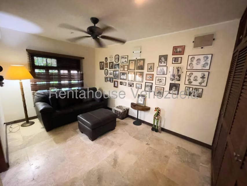 Casa (Duplex) en Venta en La Lagunita Country Club, Distrito Metropolitano - 11