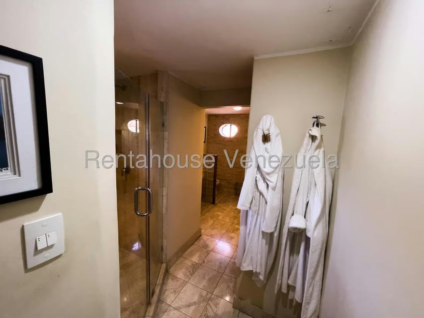 Casa (Duplex) en Venta en La Lagunita Country Club, Distrito Metropolitano - 31