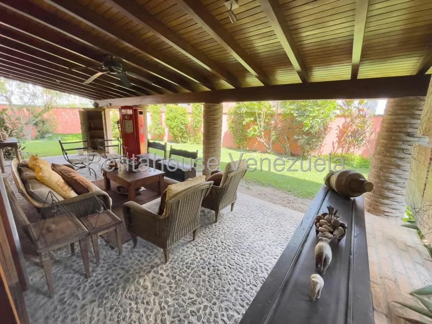 Casa (Duplex) en Venta en La Lagunita Country Club, Distrito Metropolitano - 9