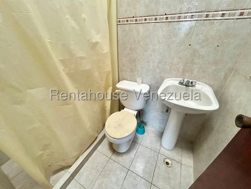 Casa (1 Nivel) en Alquiler en Roca Del Valle, Lara - 11