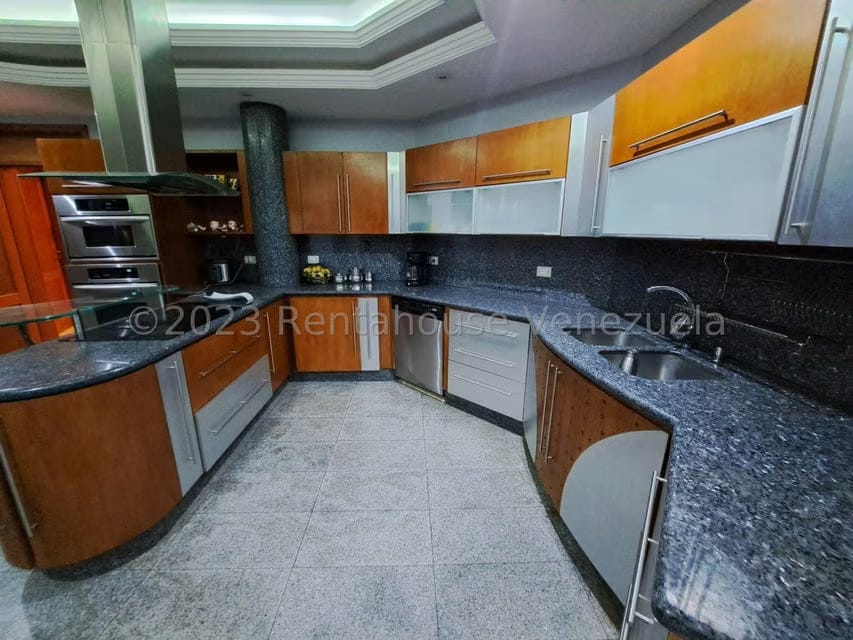 Casa (Multipes Niveles) en Venta en Altos de Guataparo, Carabobo - 19