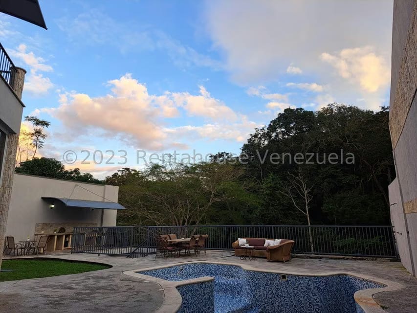 Casa (Multipes Niveles) en Venta en Altos de Guataparo, Carabobo - 57