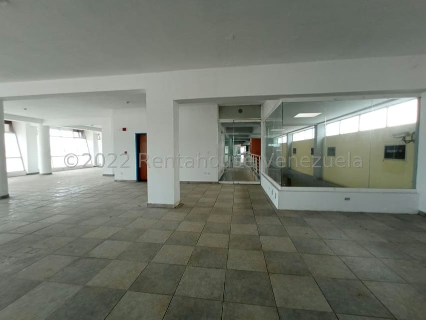 Comercial (Local Comercial) en Alquiler en Castillito, Carabobo - 16