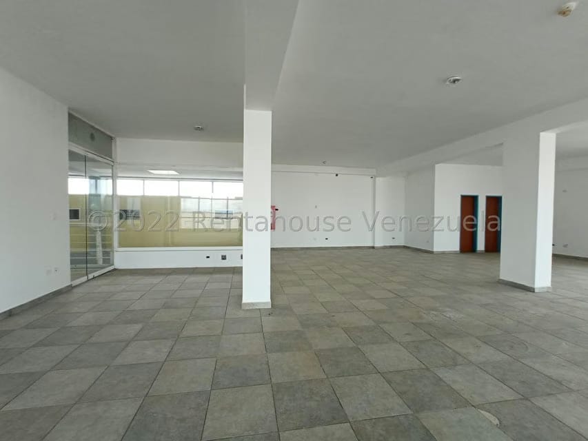 Comercial (Local Comercial) en Alquiler en Castillito, Carabobo - 3