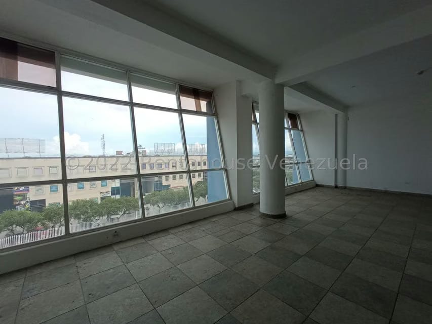 Comercial (Local Comercial) en Alquiler en Castillito, Carabobo - 6