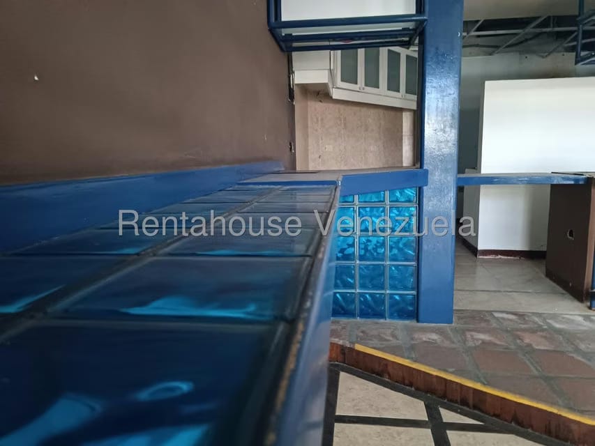 Comercial (Local Comercial) en Alquiler en El Tambor, Miranda - 13