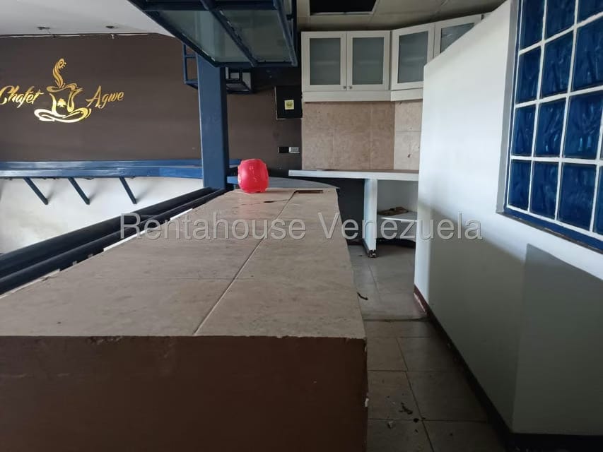 Comercial (Local Comercial) en Alquiler en El Tambor, Miranda - 8