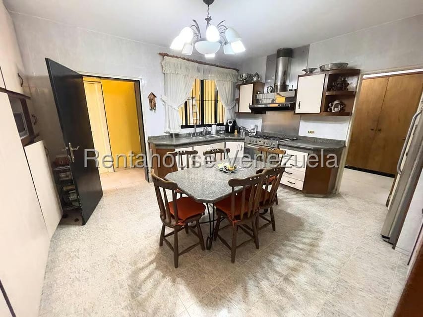 Casa (Duplex) en Venta en Macaracuay, Distrito Metropolitano - 20