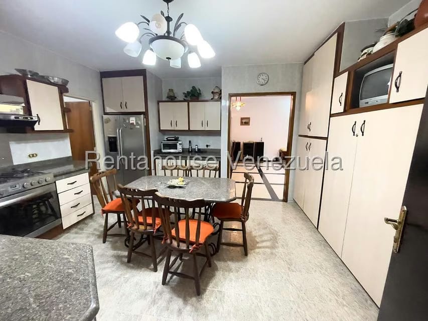 Casa (Duplex) en Venta en Macaracuay, Distrito Metropolitano - 22