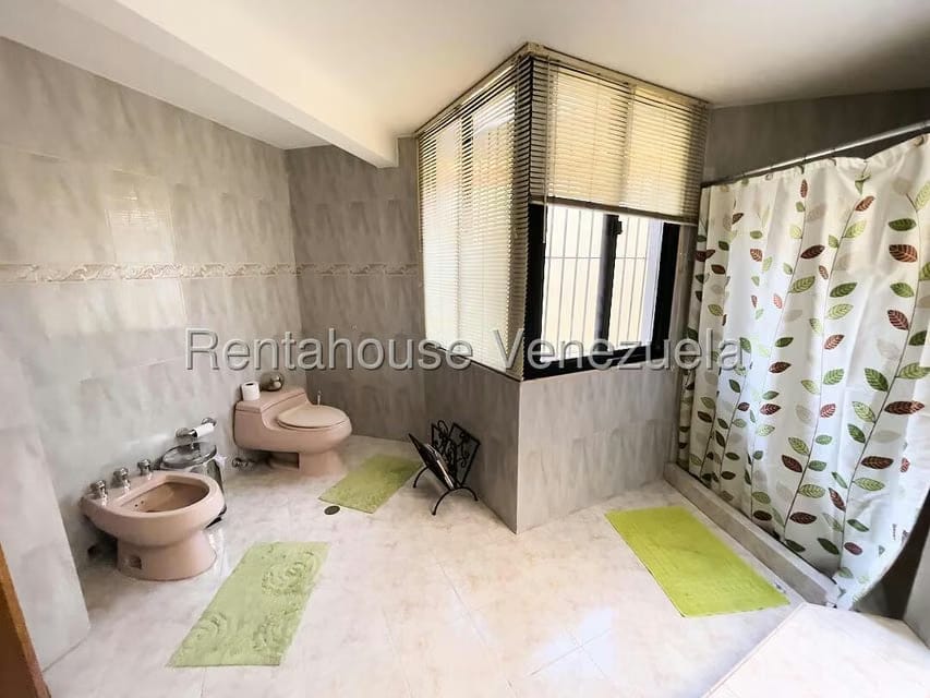 Casa (Duplex) en Venta en Macaracuay, Distrito Metropolitano - 29