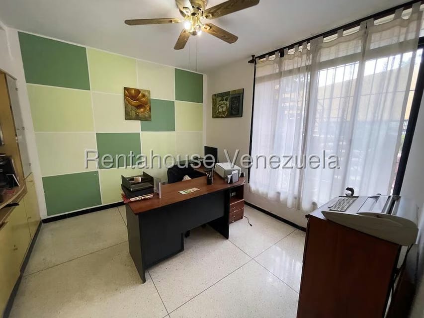 Casa (Duplex) en Venta en Macaracuay, Distrito Metropolitano - 4