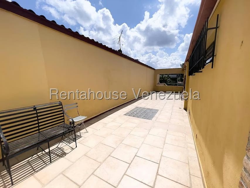 Casa (Duplex) en Venta en Macaracuay, Distrito Metropolitano - 40
