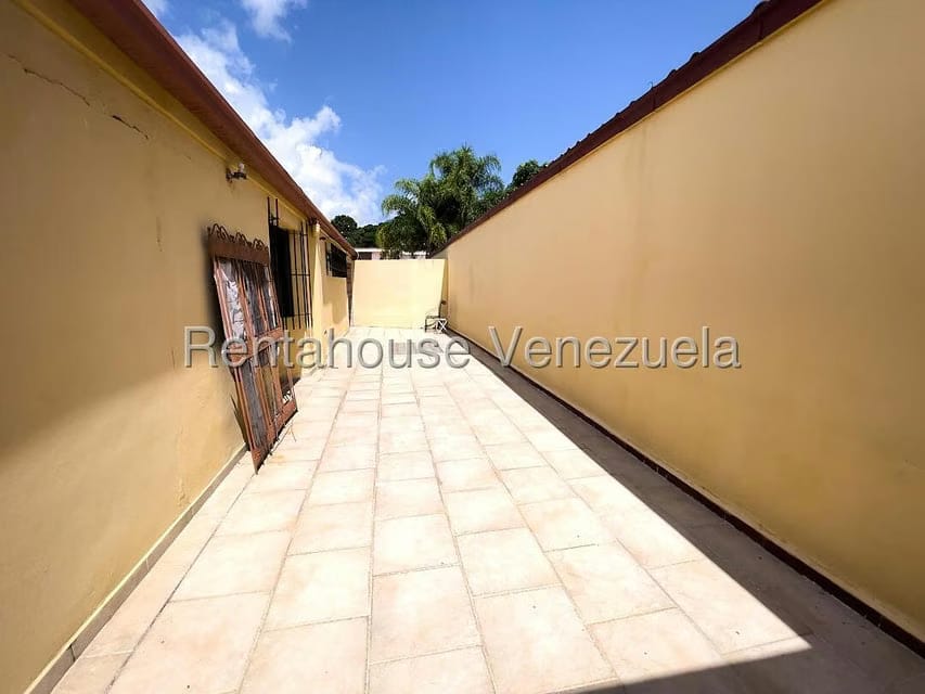 Casa (Duplex) en Venta en Macaracuay, Distrito Metropolitano - 41
