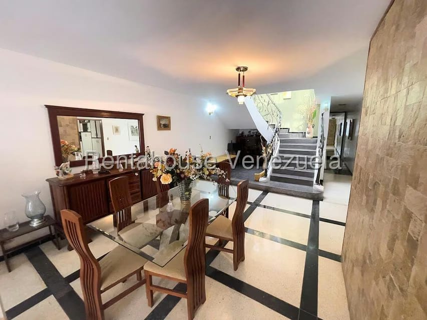 Casa (Duplex) en Venta en Macaracuay, Distrito Metropolitano - 9