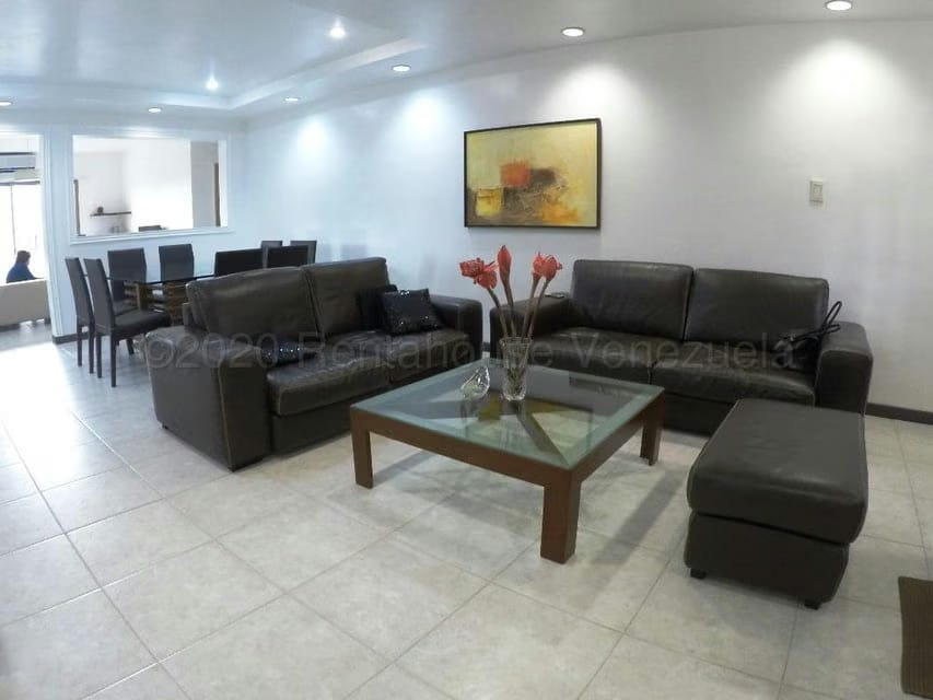 Casa (Multipes Niveles) en Venta en Turumo, Distrito Metropolitano - 2