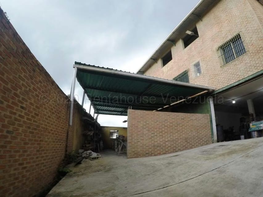 Casa (Multipes Niveles) en Venta en Turumo, Distrito Metropolitano - 23