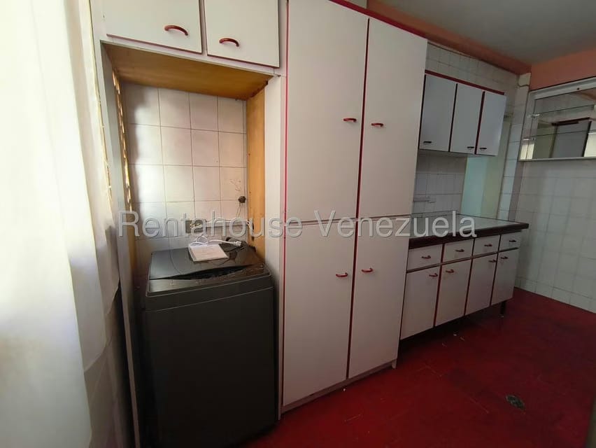 Apartamento (1 Nivel) en Alquiler en Campo Alegre, Distrito Metropolitano - 15