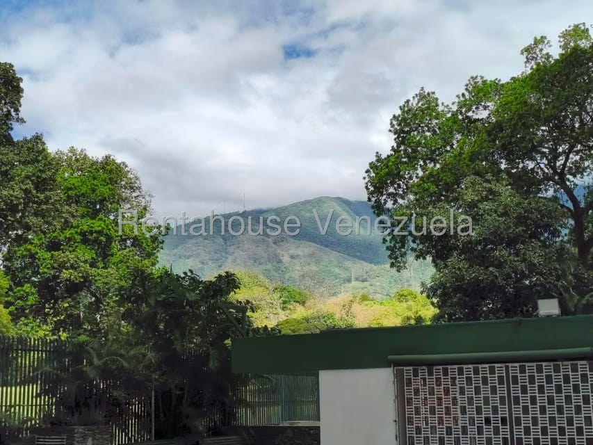 Apartamento (1 Nivel) en Alquiler en Campo Alegre, Distrito Metropolitano - 25