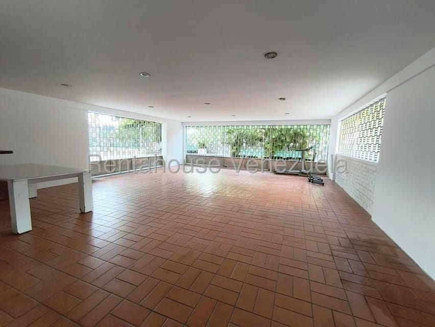 Apartamento (1 Nivel) en Alquiler en Campo Alegre, Distrito Metropolitano - 26